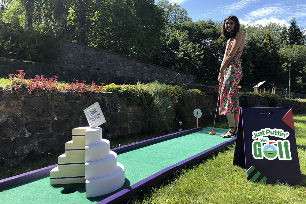 Wedding-Crazy-Golf Weddings Fun with Just Puttin' Mini Golf
